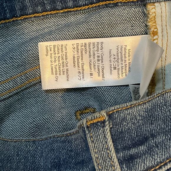 J‎ Crew Relaxed Boyfriend All Day Stretch Jeans Blue Distressed Size 27 - Picture 3 of 8